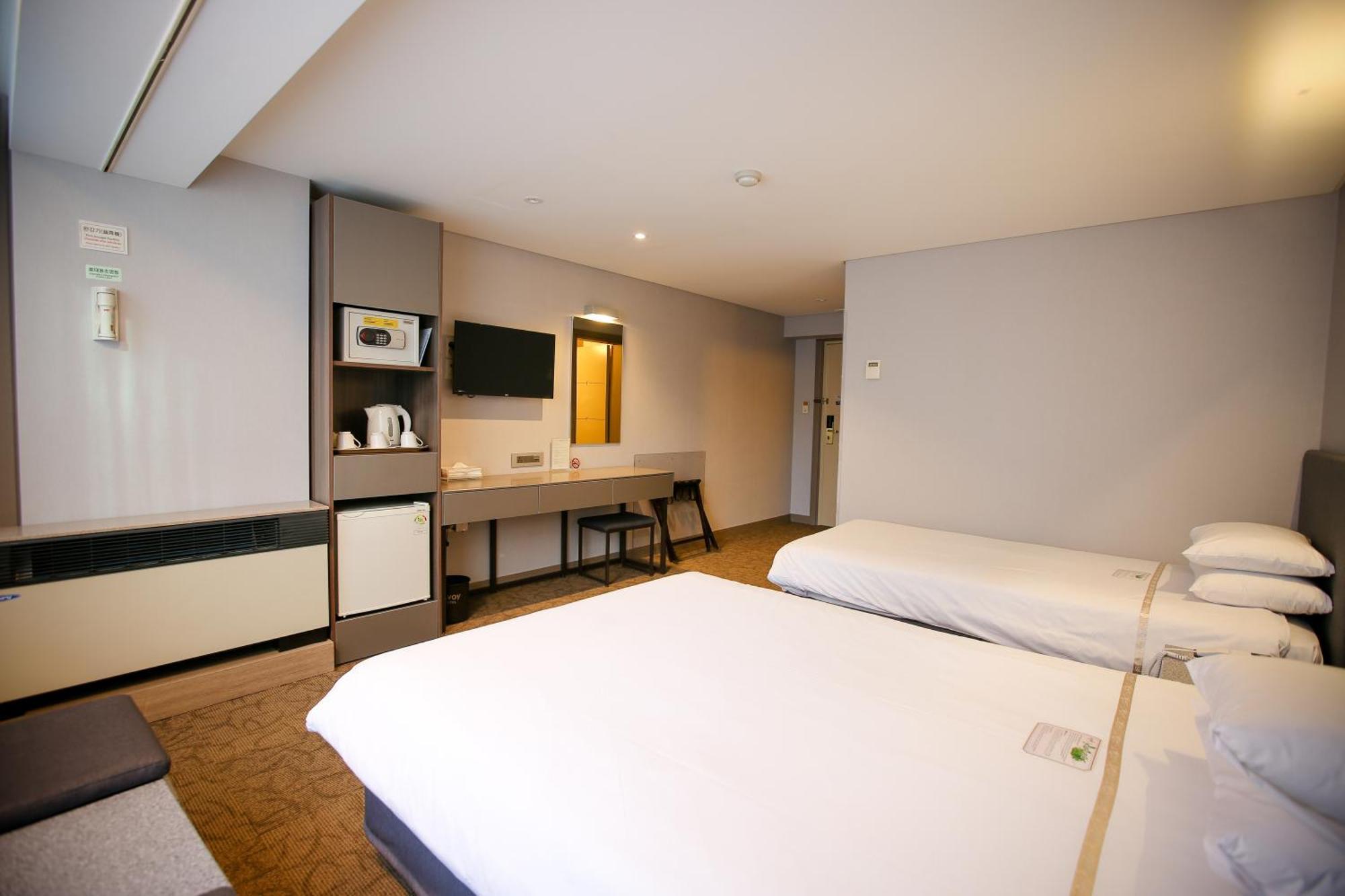 Superior Twin Room,1213885435:JPEG