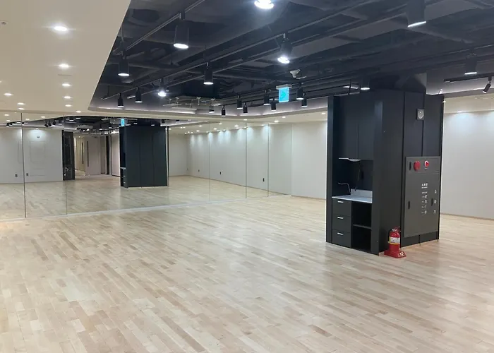 Homes Red Myeongdong
